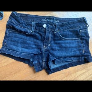 American Eagle Shorts, size 8!